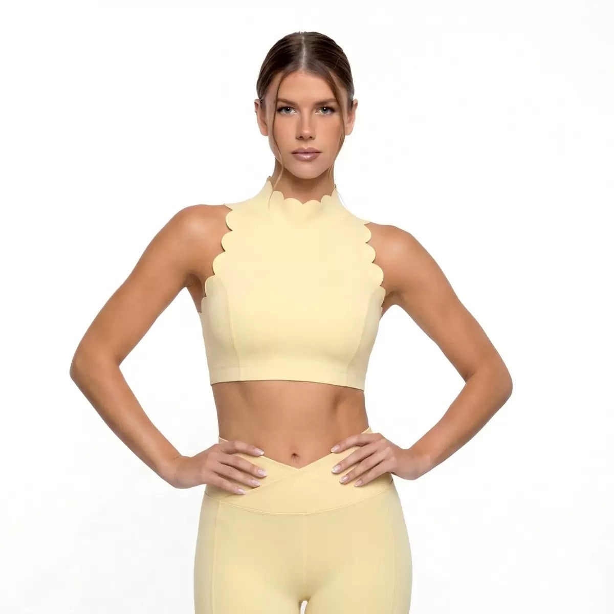 Aesthetic Scalloped Seamless Fitness Set - 2 Piece Yoga Kit